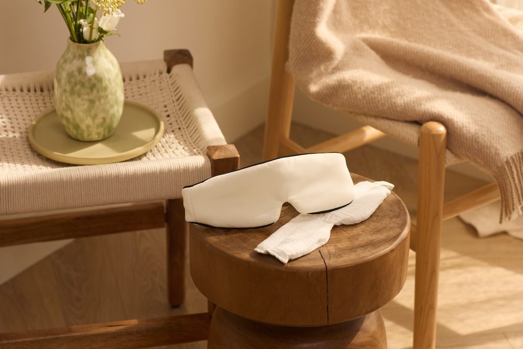 Multiway eye mask and cool and calming insert